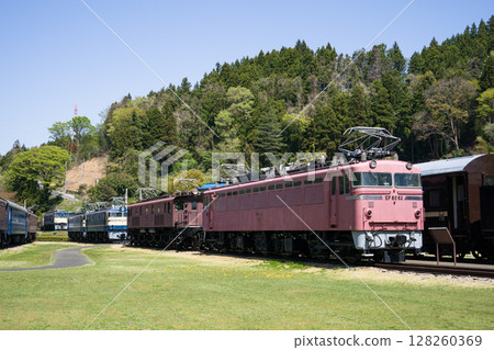Vehicles on display at the Usui Pass Railway Culture Park, Railway Museum in Yokokawa, Matsuida-cho, Annaka City, Gunma Prefecture 128260369