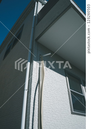 Room air conditioner piping 128260503