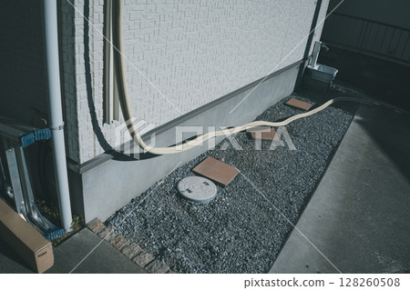 Air conditioner installation 128260508