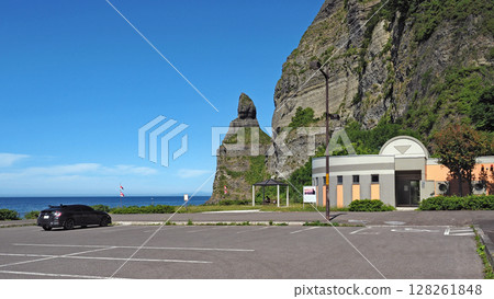 Setakamui Rock, Furubira Town, Hokkaido 128261848