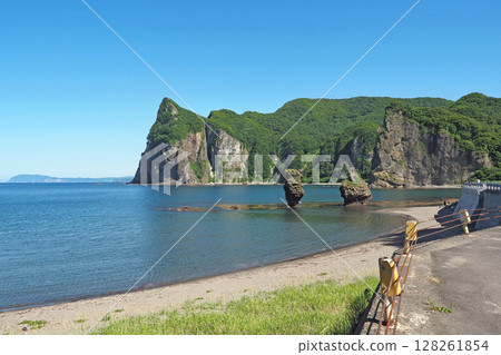 Ebisu Rock, Daikoku Rock and Cape Eboshi in Yoichi Town, Hokkaido 128261854