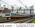 E233 series train on the Chuo Rapid Line running through Ogikubo Station 128263720