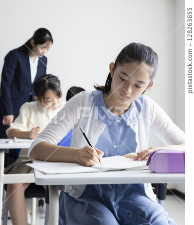 Children and teachers taking lessons Children and teachers taking lessons 128263855