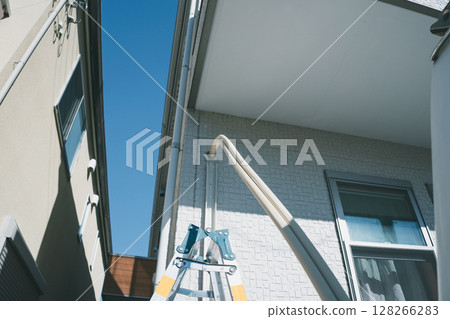 Air conditioner piping work Air conditioner piping work 128266283
