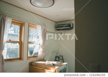 Air conditioning installation work Air conditioning installation work 128266293