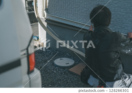 Air conditioner piping work 128266301