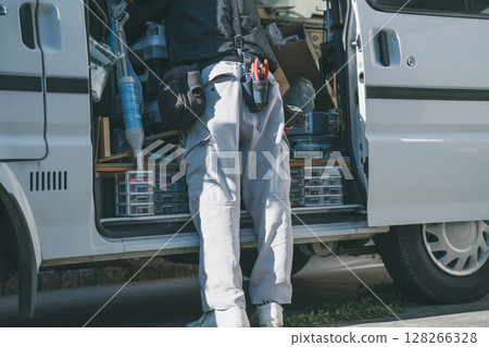 Air conditioning contractor's work vehicle Air conditioning contractor's work vehicle 128266328