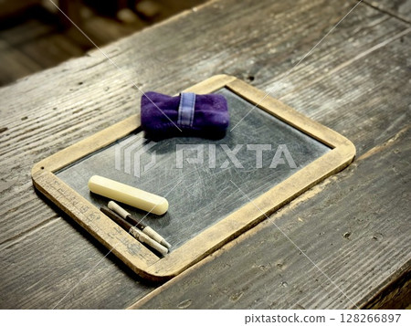 Writing implement from the Meiji period: Stone slab 128266897