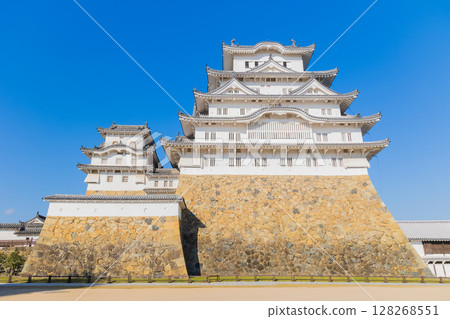 World Heritage Site: National Treasure Himeji Castle Keep World Heritage Site: National Treasure Himeji Castle Keep 128268551