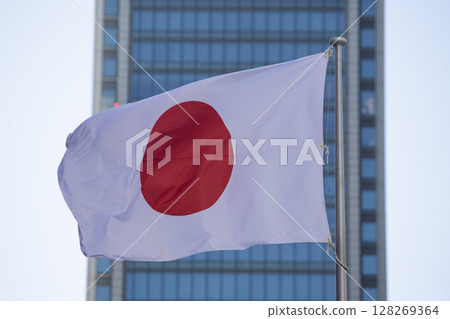 Japanese flag in the city 128269364