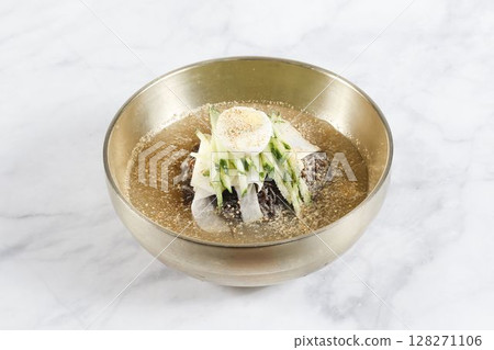 Naengmyeon(Buchwheat cool noodles) Naengmyeon(Buchwheat cool noodles) 128271106