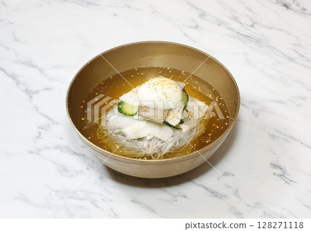 Naengmyeon(Buchwheat cool noodles) Naengmyeon(Buchwheat cool noodles) 128271118