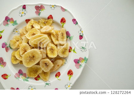 Banana Chip Dry Banana Fruit Banana Sweets Snack 128272264