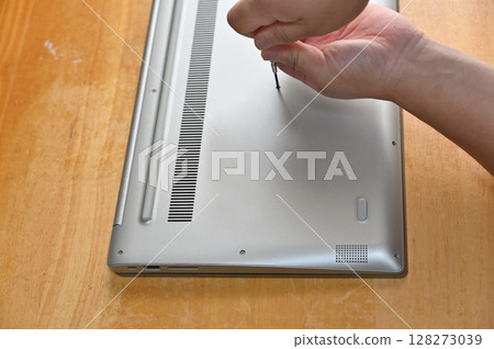 筆記型電腦維修、資料恢復、零件更換 128273039