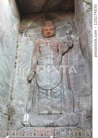 [千葉縣] 能古切山日本寺的百尺觀音 128274830