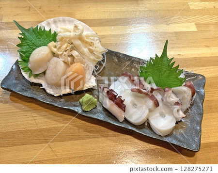 扇貝刺身、扇貝刺身 章魚刺身、章魚刺身 扇貝刺身、扇貝刺身 章魚刺身、章魚刺身 128275271
