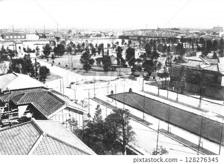 老照片,1931-1933 年,東京日本橋濱町公園與新大橋全景 老照片,1931-1933 年,東京日本橋濱町公園與新大橋全景 128276345