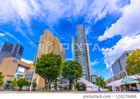 Yokohama cityscape in Japan in July - Summer sky spreads across Yokohama... Sakuragicho Station, Akaikutsu, buildings, etc. seen on the 10th Yokohama cityscape in Japan in July - Summer sky spreads across Yokohama... Sakuragicho Station, Akaikutsu, buildings, etc. seen on the 10th 128276806