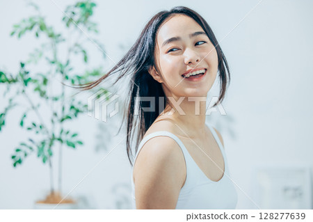 Beautiful woman portrait 128277639