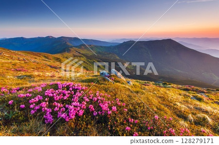 mountains landscape 128279171