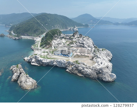 和歌山縣白崎海洋公園的無人機拍攝到的壯麗景色 128279937
