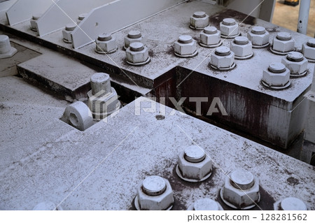 Bridge bolts for large facilities Bridge bolts for large facilities 128281562