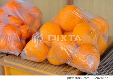 柑橘,袋裝水果 柑橘,袋裝水果 128281638