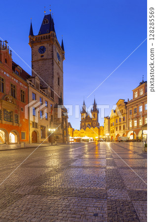 Old Town Square at Dawn in Prague, Czech Republic Old Town Square at Dawn in Prague, Czech Republic 128285569