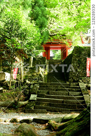 禦竹山新福院（山門）[三重縣津市美杉町] 128289330