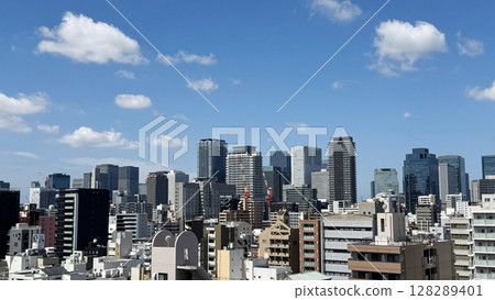 A bird's-eye view of the cityscape from Ogimachi to Umeda as seen from Tenjinbashi 6-chome, Kita-ku, Osaka 128289401