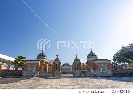 Kyoto National Museum Main Gate (Chayamachi, Higashiyama Ward, Kyoto City, Kyoto Prefecture) Kyoto National Museum Main Gate (Chayamachi, Higashiyama Ward, Kyoto City, Kyoto Prefecture) 128290010