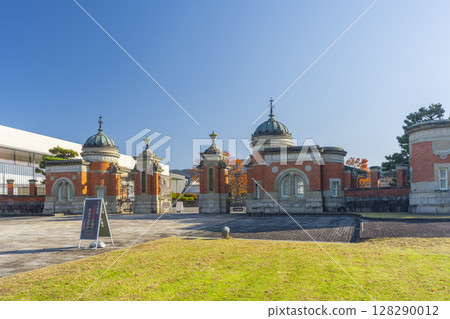 京都國立博物館正門(京都府京都市東山區茶屋町) 京都國立博物館正門(京都府京都市東山區茶屋町) 128290012