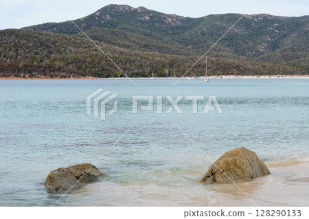 Wineglass Bay - Freycinet Peninsula 128290133