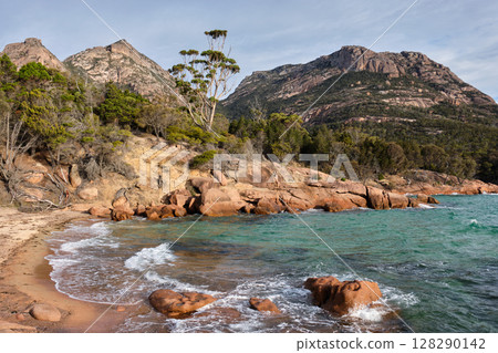 Honeymoon Bay - Coles Bay 128290142