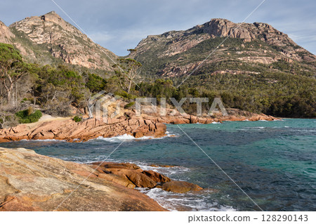Honeymoon Bay - Coles Bay Honeymoon Bay - Coles Bay 128290143