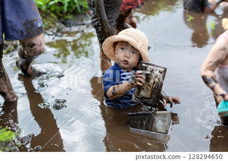 親子插秧體驗～幼兒 128294650
