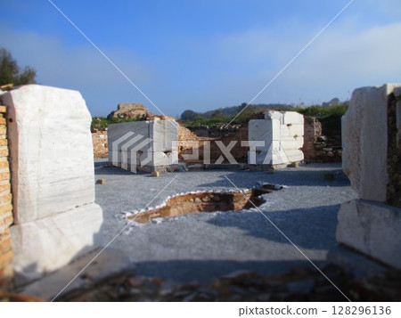 Türkiye Ephesus ruins diorama style 128296136