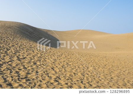 Scenery of Tottori Sand Dunes in summer Tottori Prefecture Tottori Sand Dunes Scenery of Tottori Sand Dunes in summer Tottori Prefecture Tottori Sand Dunes 128296895