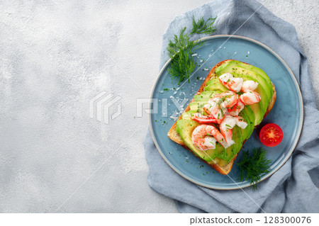 Gourmet Avocado Toast 128300076
