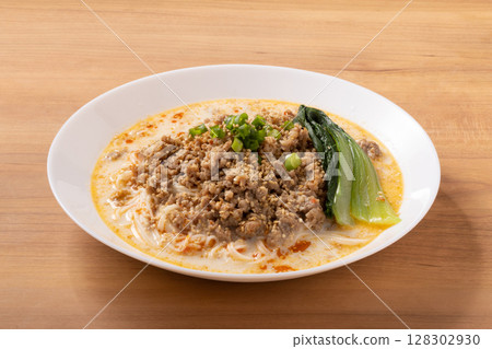 Chilled soy milk tantan somen noodles 128302930
