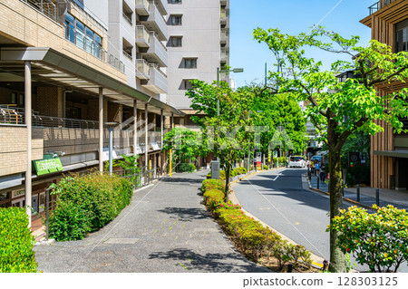 [Tokyo] The calm and lovely atmosphere of Daikanyama 128303125