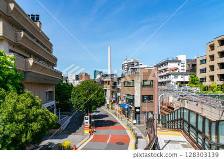 [Tokyo] The calm and lovely atmosphere of Daikanyama 128303139