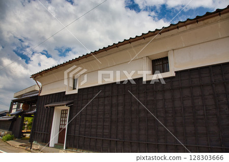 A long-established sake brewery 128303666