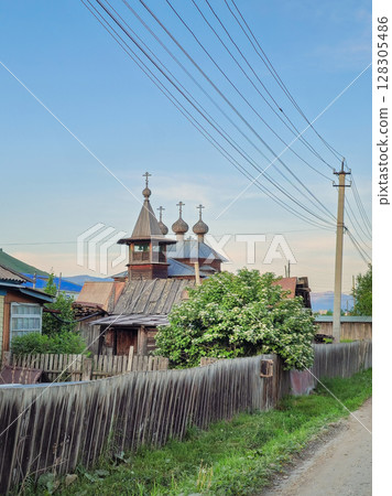 old wooden traditional orthodox church 128305486