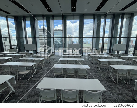 Meeting room with nobody Meeting room with nobody 128306608