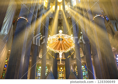 The gorgeous interior of Barcelona's Sagrada Familia 128306649