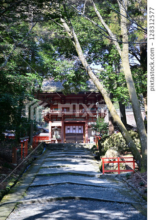 Hiyoshi Taisha Shrine in Shiga Prefecture - Head shrine of the approximately 3,800 Hiyoshi, Hie and Sanno shrines across the country 128312577