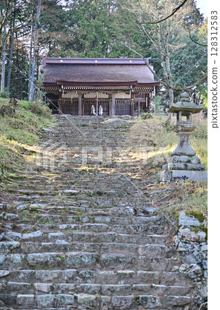 Hiyoshi Taisha Shrine in Shiga Prefecture - Head shrine of the approximately 3,800 Hiyoshi, Hie and Sanno shrines across the country Hiyoshi Taisha Shrine in Shiga Prefecture - Head shrine of the approximately 3,800 Hiyoshi, Hie and Sanno shrines across the country 128312583