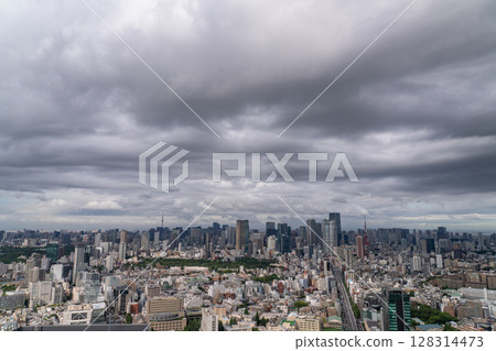 Tokyo: Heavy rain looms over the Tokyo sky Tokyo: Heavy rain looms over the Tokyo sky 128314473