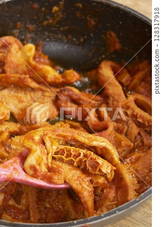 Roman-Style Tripe 128317918